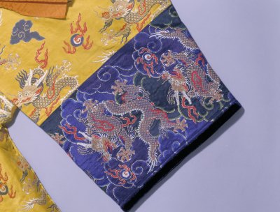 图片[3]-Yellow Yunlong makeup brocade briefs-China Archive